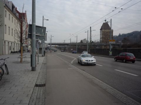 Zufahrt zur Neckarbrcke