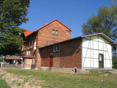Bahnhof Holzthaleben