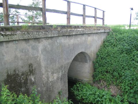 2. Brücke über einen Entwässerungsgraben