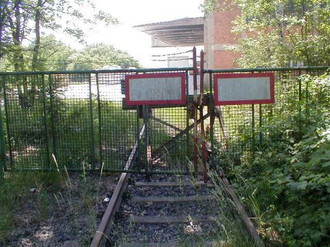 Einfahrt Vereinigte Gro�almeroder Thonwerke