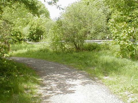 Bahn�bergang �ber die B 3