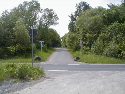 Bahn�bergang �ber die Siekh�henalle