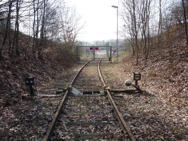 Einfahrt Fl�ssiggaslager