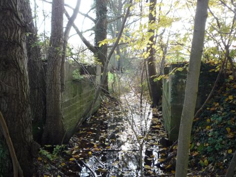 3. Brcke ber einen Wasserdurchlass