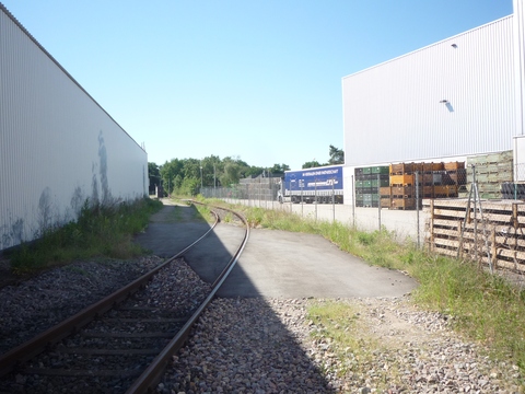 Bahnbergang Industriegebiet Hockenheim Talhaus