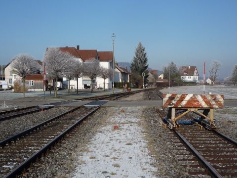 Bahnübergang über die Wiesholzer Straße