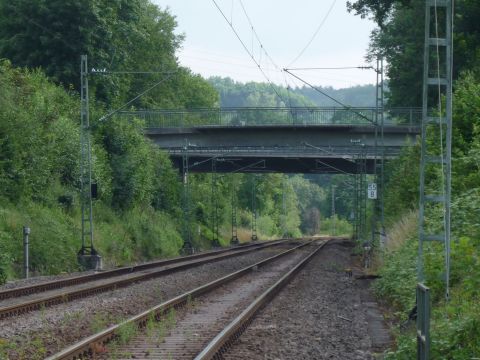 Brücke über die Odenwaldbahn
