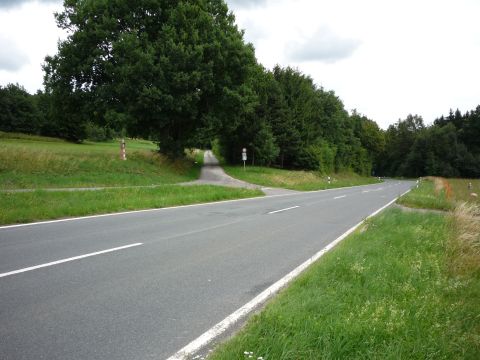 Bahnübergang über die Straße von Limbach nach Waldhausen