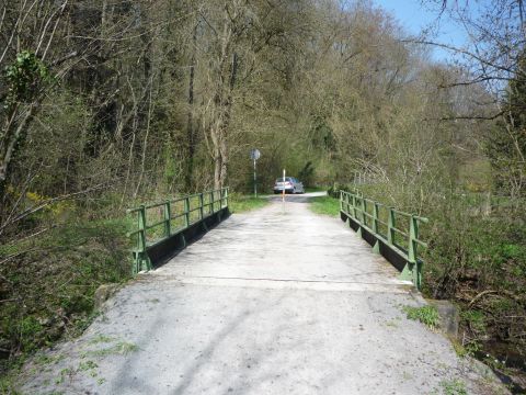 Brücke über die Schozach