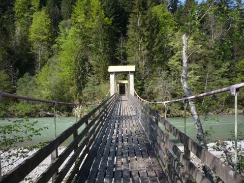 Hngebrcke beim Bahnhof Doren-Sulzberg