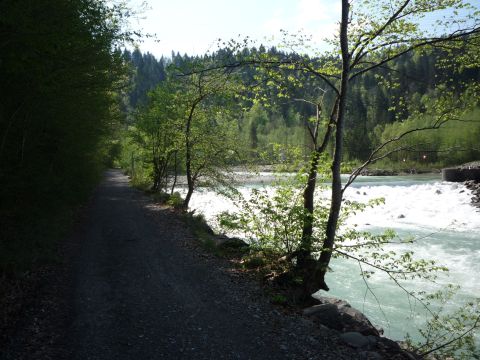 Zwischen Weiachbrcke und Langenegg-Krumbach
