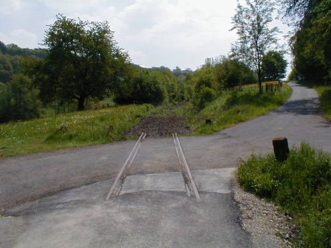 Bahnübergang über die Straße nach Lampertsfeld