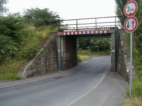 Brcke ber den Hellebhnweg