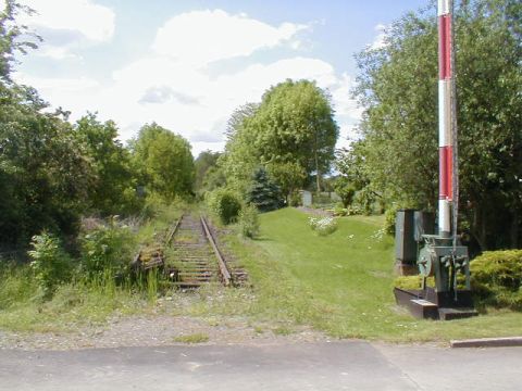 Bahnbergang ber die Strae „Am Weinberg“