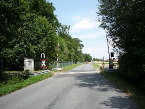 Bahnbergang Siegelsbach Wald