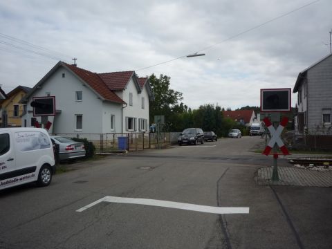 Bahnübergang über die Alte Rottenburger Straße
