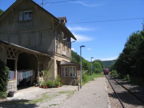 Bahnhof Htten