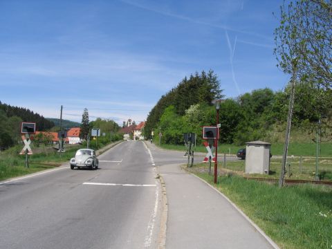 Bahnbergang bei Marbach