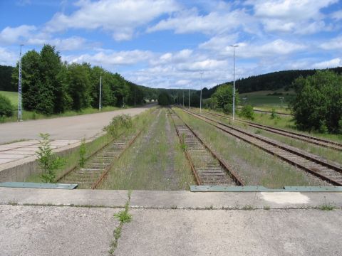 Einfahrt in den Bahnhof Oberheutal