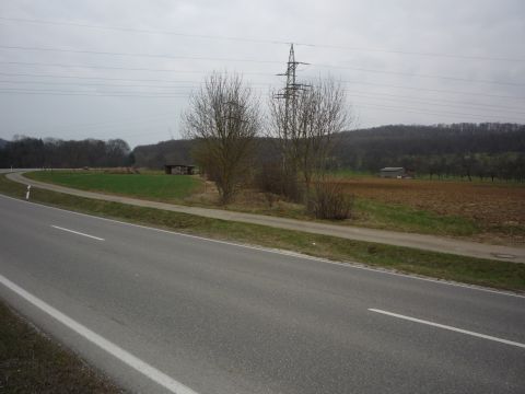 Bahnübergang über eine Zufahrtsstraße nach Gomaringen