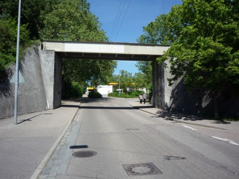 Brücke über die Heilbronner Straße