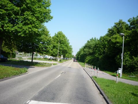 Bahnbergang ber die Jagstfelder Strae